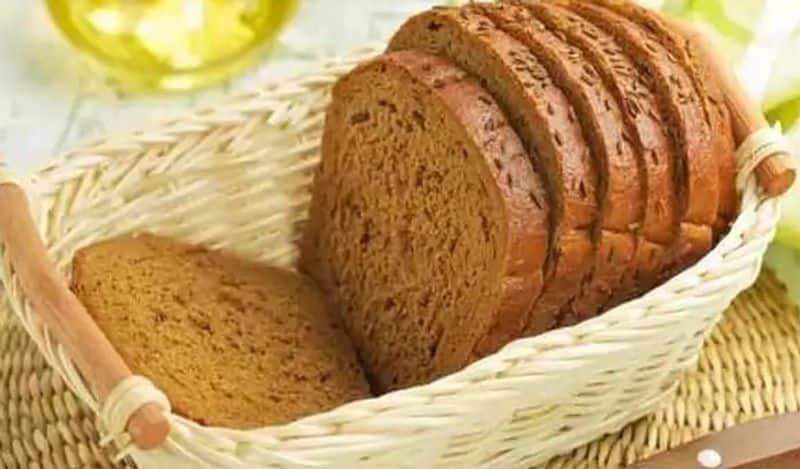 Roti vs Brown Bread: Which one is best For Health