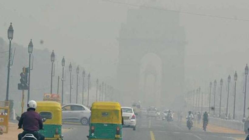 Air quality worsens in Delhi as stubble burning increases in Haryana and Punjab
