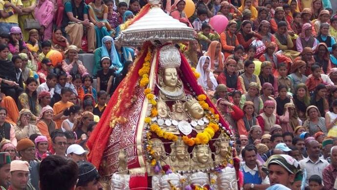 कोरोना के बीच कुल्लू में एक हफ्ते चलने वाला दशहरा मेला शुरू, जानिए क्या है इसमें खास