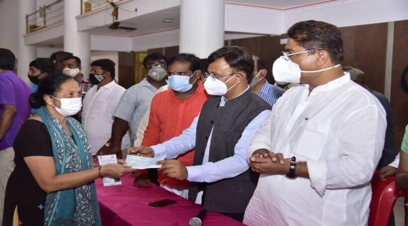 Bengaluru rains: 344 families get Rs 25,000 compensation cheques