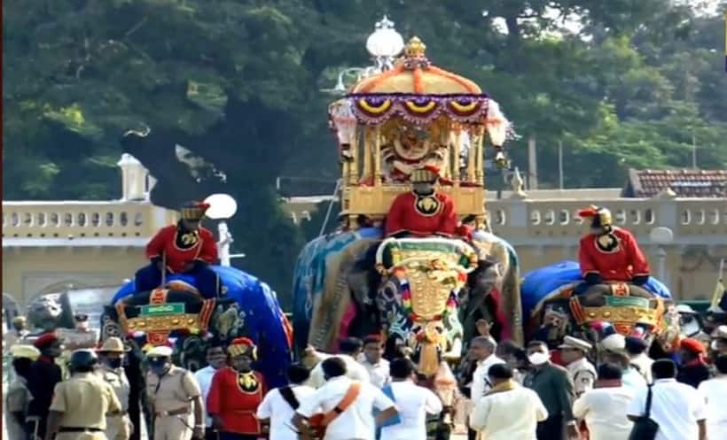 Mysuru Dasara 2020 comes to an end; Abhimanyu carries golden howdah for the first time