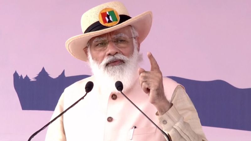 World need to unite against terrorism PM modi during  Gujarat visit ckm