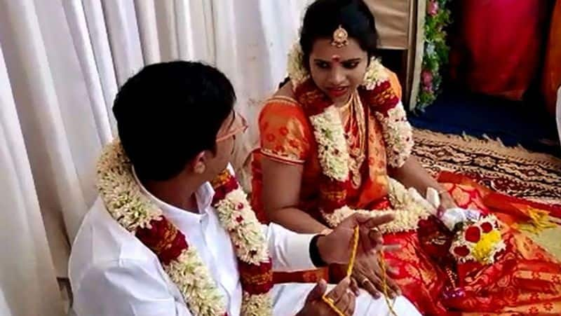 girl suddenly stopped her marriage...Groom shock