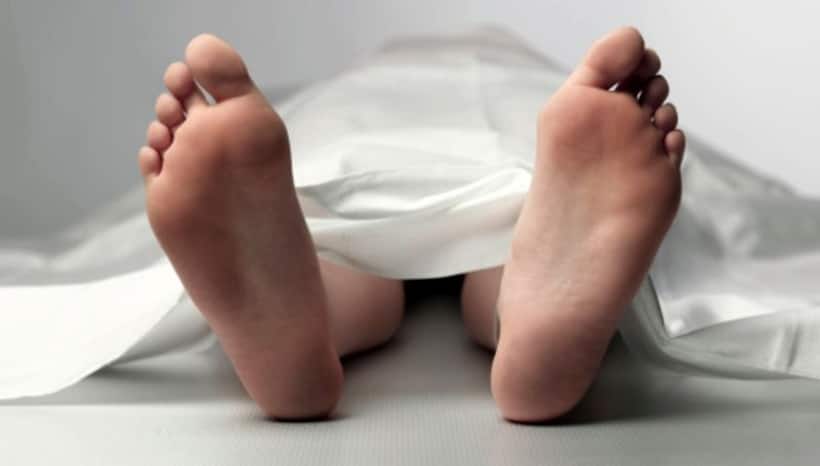 West Bengal: Couple commits suicide in Behala