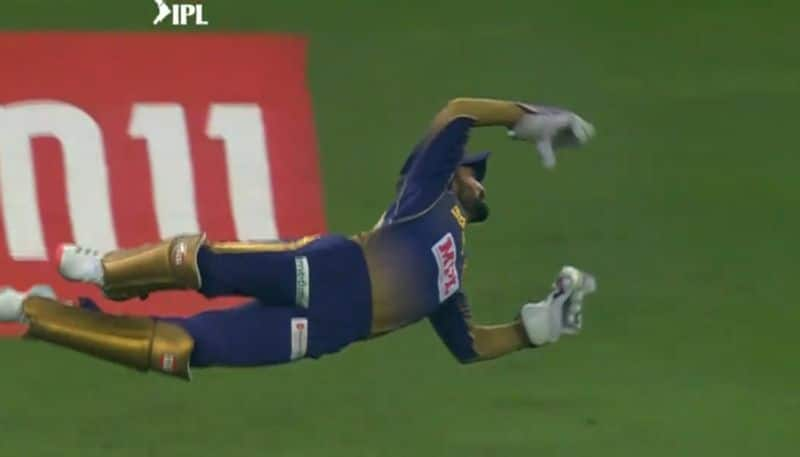 IPL 2020 KKR vs RR Dinesh Karthik flying catch out Ben Stokes