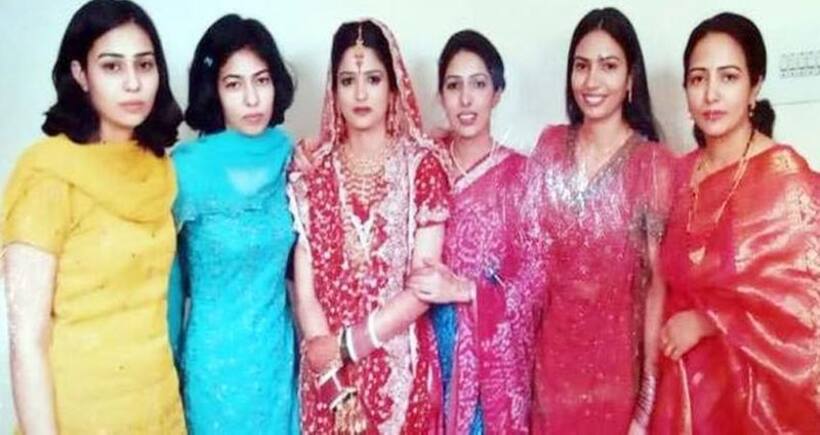 बेटियों को मानते हैं देवी, बेटियां कर रही हैं विदेशों में भारत का नाम रौशन