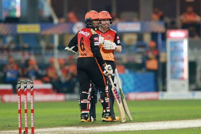 IPL 2020 MI vs SRH David Warner joins elite list of players hit 500 fours in IPL