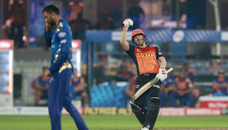 IPL 2020 MI vs SRH David Warner joins elite list of players hit 500 fours in IPL