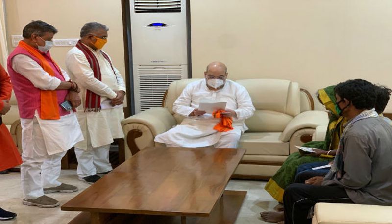 Amit Shah meets BJP worker Madan Ghori s family in Kolkata-dbr