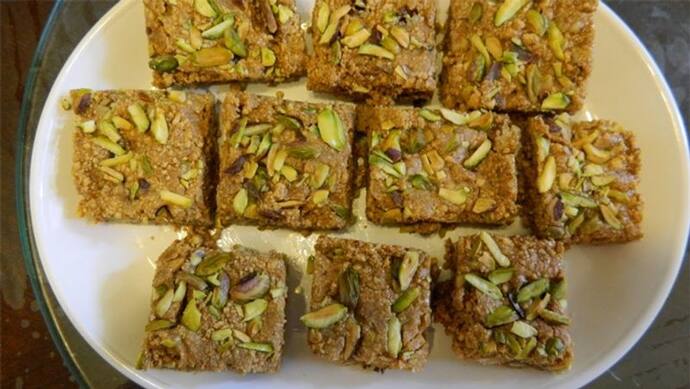 Ministry of AYUSH Recipe: শীতকালে সর্দি-কাশি এড়াতে অব্যর্থ দাওয়াই-এর হদিশ দিয়েছে আয়ুষ মন্ত্রক