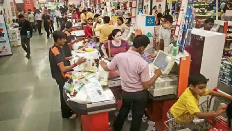 Maharashtra orders stricter COVID curbs; grocery shops to only open 7-11 am, home delivery till 8 pm-dnm