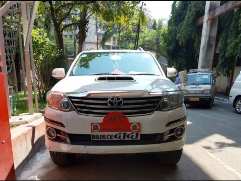 Mumbai ullasnagar deputy mayor fined 2 times for fancy number plate ckm