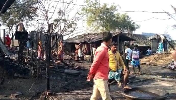 কালীপুজোর দিন ভয়াবহ অগ্নিকাণ্ড, বর্ধমানে পুড়ে ছাই হয়ে গেল কুড়িটি বাড়ি