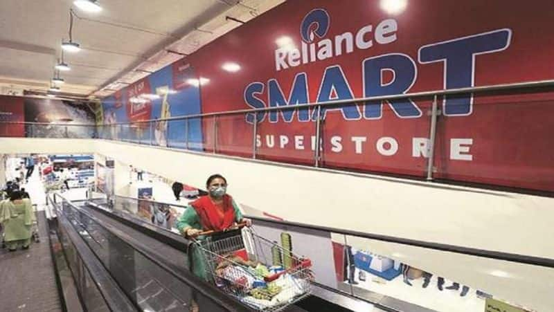 mukesh ambani ;Reliance Retail RJIO : Mukesh Ambani readies for mega IPOs of Reliance Retail, RJIO