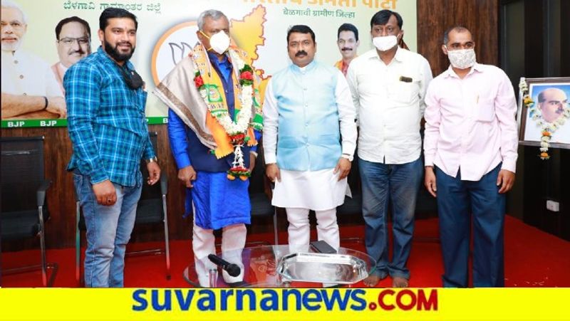 Minister ST Somashekar Visits Belagavi BJP Office snr