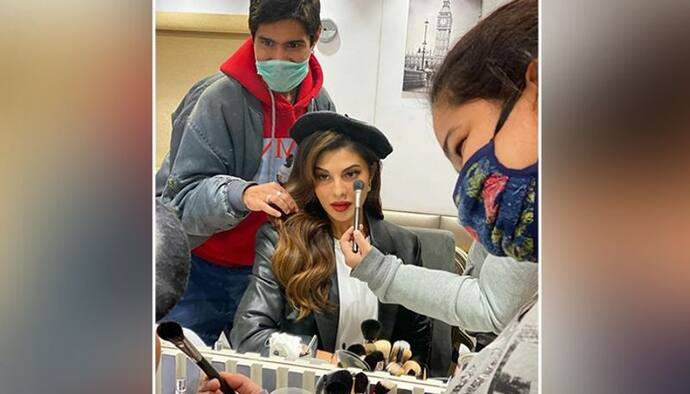 Jacqueline Fernandez shares a sneak peek from the sets of Bhoot Police