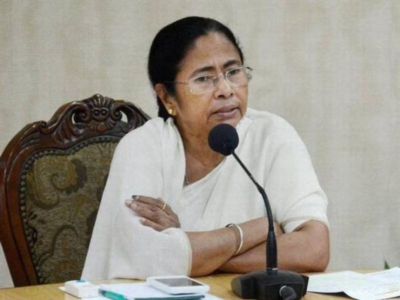 Mamata Banerjee seeks transfer of funds to Bengal under PM-KISAN scheme -dbr