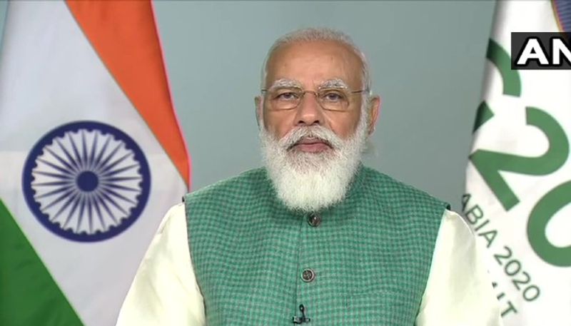 PM Modi warns people against complacency before vaccine; asks CMs to bring fatality rate below 1%-dnm