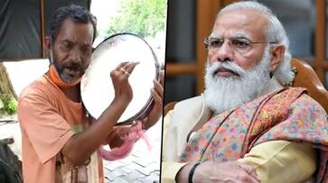 Twitter as  teaching tool: Man sings song to create pandemic awareness, further sings paeans to Modi