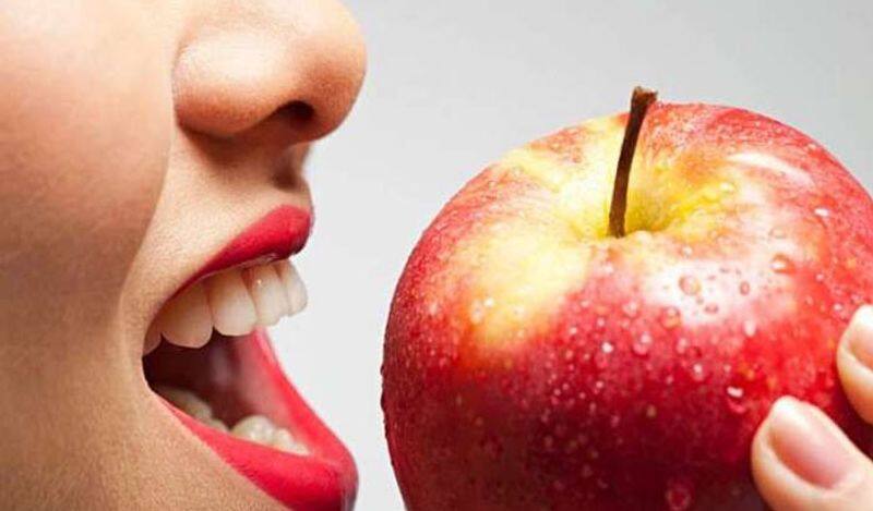 how to eat apple with peel or without peel in tamil mks