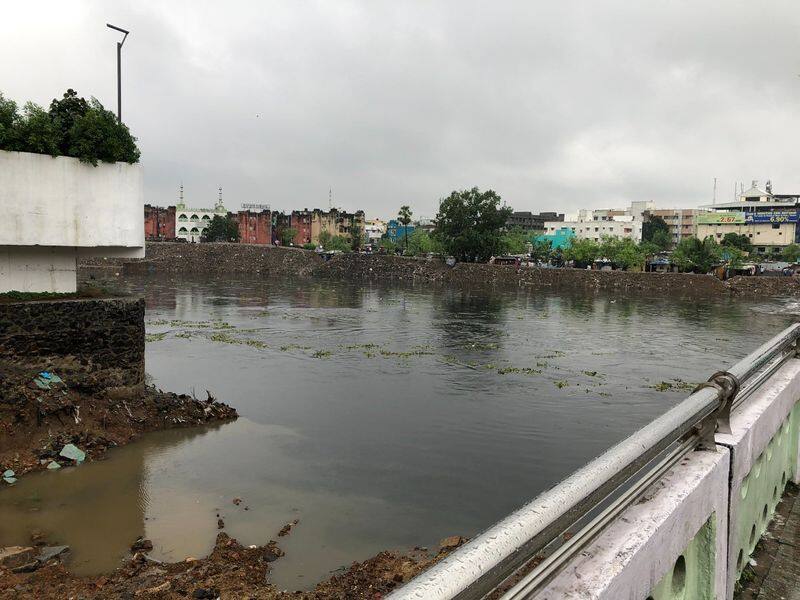 Release of thousand cubic feet of water from Sembarambakkam dam KAK