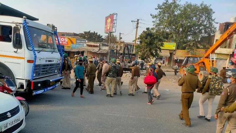 government allowed farmers protest in delhi