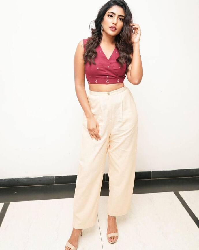 <p>తెలుగు అమ్మాయిగా టాలీవుడ్‌లోకి ఎంట్రీ ఇచ్చిన ఈ బ్యూటీకి కాలం కలిసి రాలేదు. టాలెంట్‌ ఉన్నా సరైన ఛాన్స్ లు రావడం లేదు.&nbsp;</p>
