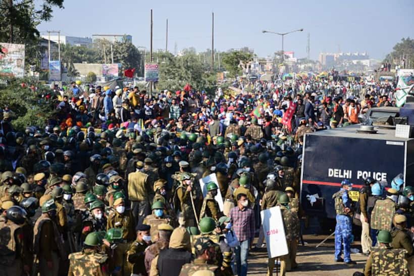‘Delhi Chalo’ protest: Farmers stay put at Delhi borders, refuse to hold talks with Amit Shah
