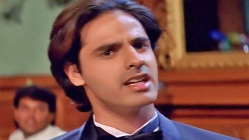 Ashiqui fame rahul roy hospitalised due to brain stroke in LAC Kargil shooting vcs