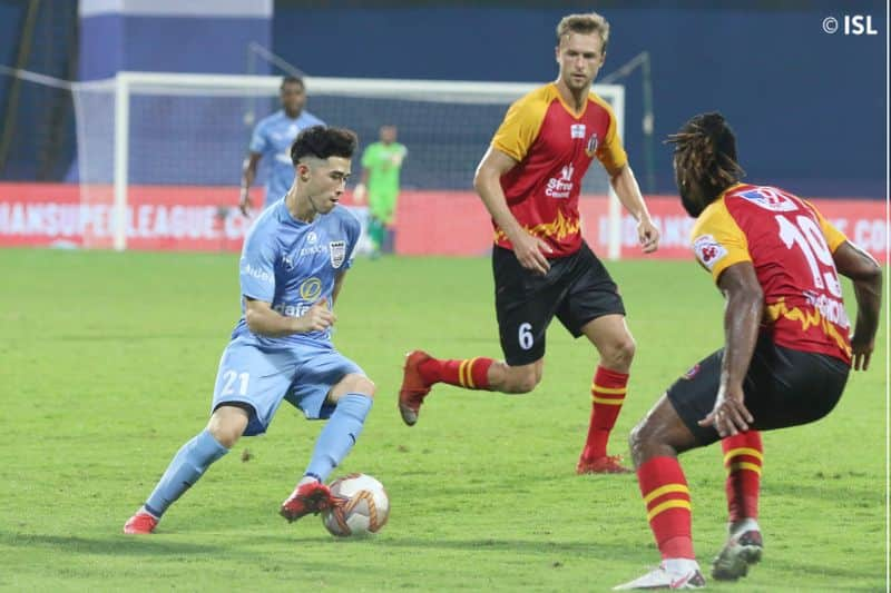 ISL 7 football sc east bengal beat mumbai city fc by 3 goals ckm