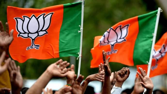 Midnapore: 'BJP করি বলেই মেলেনি সরকারি প্রকল্পের বাড়ি', শীতে অসহায় সাফাই কর্মীর পরিবার