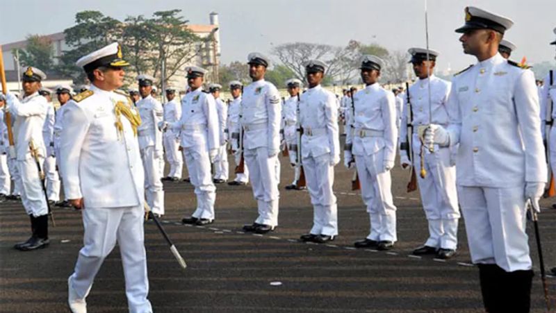 officer vacancies in ezhimala naval academy