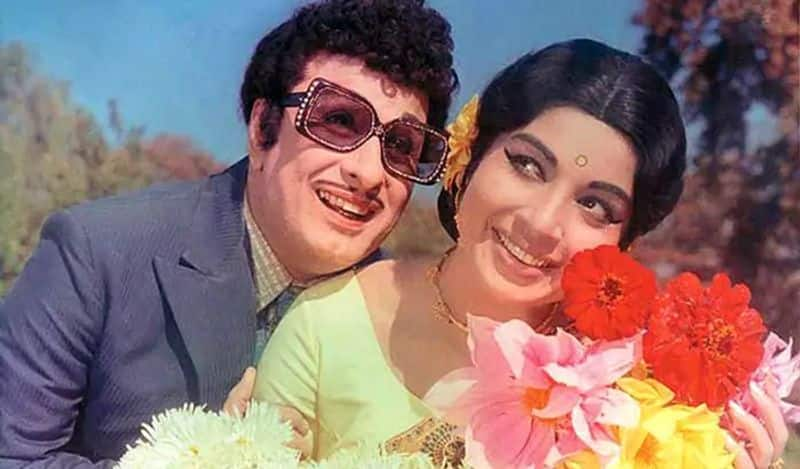 Flashback Jayalalitha opens up about Love Towards MGR gan