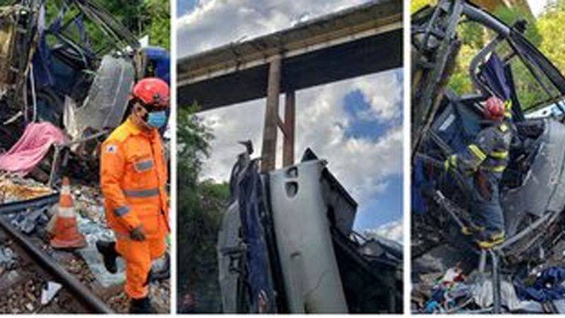 Brazil bus accident...17 people dead