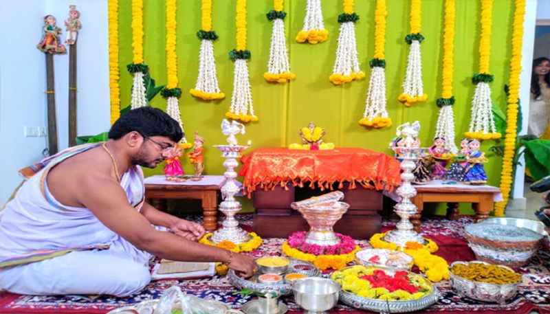 Rolu and Rokali are worshiped during the wedding ceremony