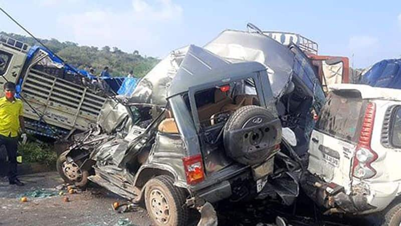 Dharmapuri road accident...4 people dead...driver arrest