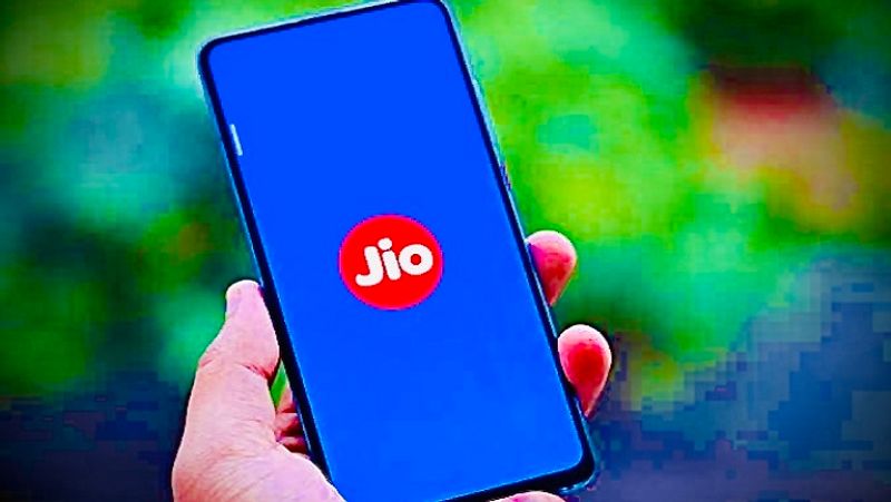 Reliance Jio likely to launch India cheapest 5G phone this year report gcw