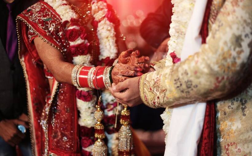 Brides will get Rs 3L Government assistance if they marry a 'Brahmin' priest in this state