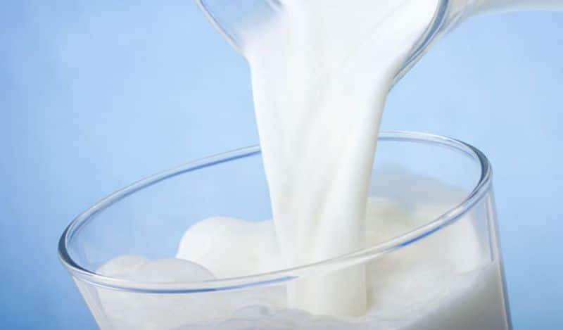 Vitamins booster to controlling BP to glowing skin: Here are benefits of raw milk you didn't know-dnm