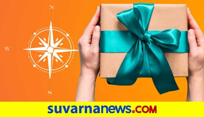 According to vastu shastra Do not give these types of gifts