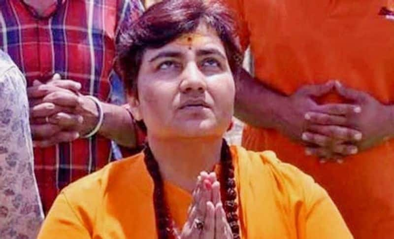 BJP mp Pragya Singh Thakur warns Shah Rukh Khan Deepika Padukone at Pathaan Besharam Rang issue