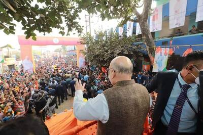 जनसैलाब देख गदगद हुए अमित शाह, बोले- ऐसा रोड शो जीवन में नहीं देखा; देखें Photos