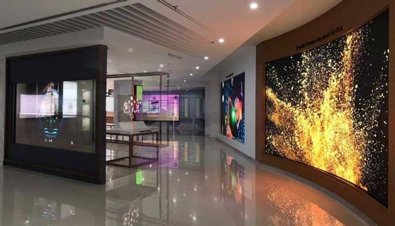 LG B2B innovation gallery set up in coportate office Noida