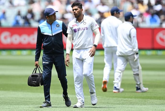<p>Indian pacer Umesh Yadav might have given Team India a scare. On Day 3 of the Boxing Day Test against Australia, he reportedly injured his calf muscle, at the Melbourne Cricket Ground (MCG), on Monday. He is to undergo scans on it to assess the extent of the injury.</p>

