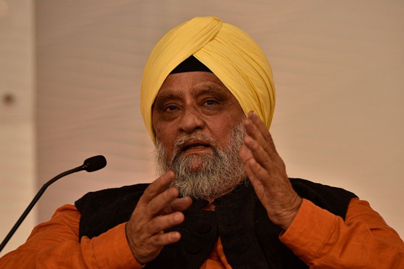 Bishan Singh Bedi, legendary India spinner, dies aged 77 lns