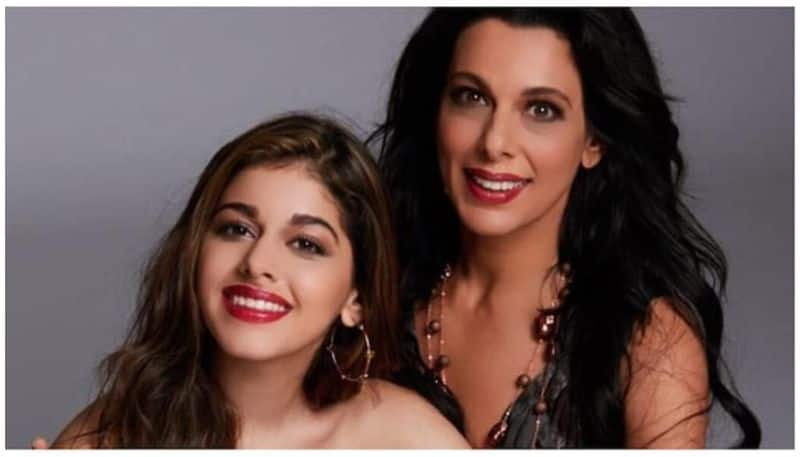 Getting married before 30 is stupid mom Pooja Bedi tells daughter Alaya