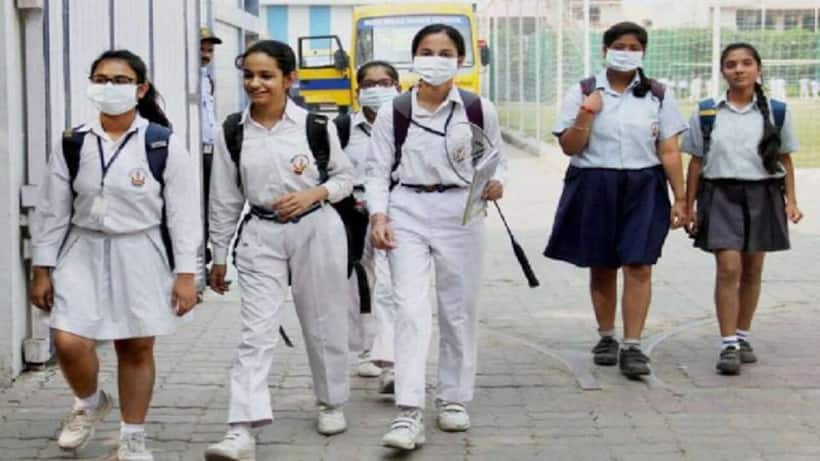 Karnataka schools, colleges reopen for students with all COVID-19 protocols