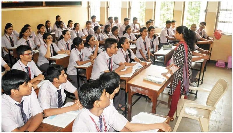 karnataka education department public exam for 9th and 11th class students gvd