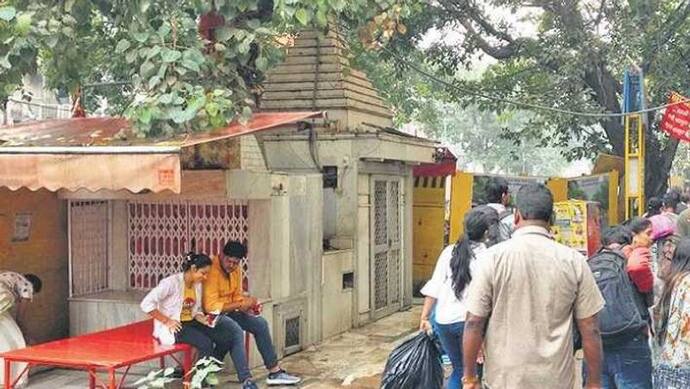 चांदनी चौक में हनुमान मन्दिर ढहाया गया, विहिप बोली- केजरीवाल सरकार ने औरंगजेबी शासन की याद ताजा करा दी