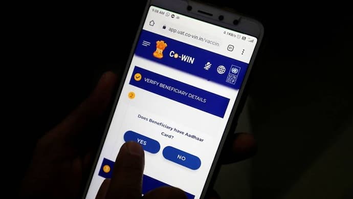 वैक्सीनेशन की अगली सीढ़ी: स्वास्थ्य मंत्रालय ने जारी किया CoWIN ऐप, लेकिन अभी प्ले स्टोर पर उपलब्ध नहीं